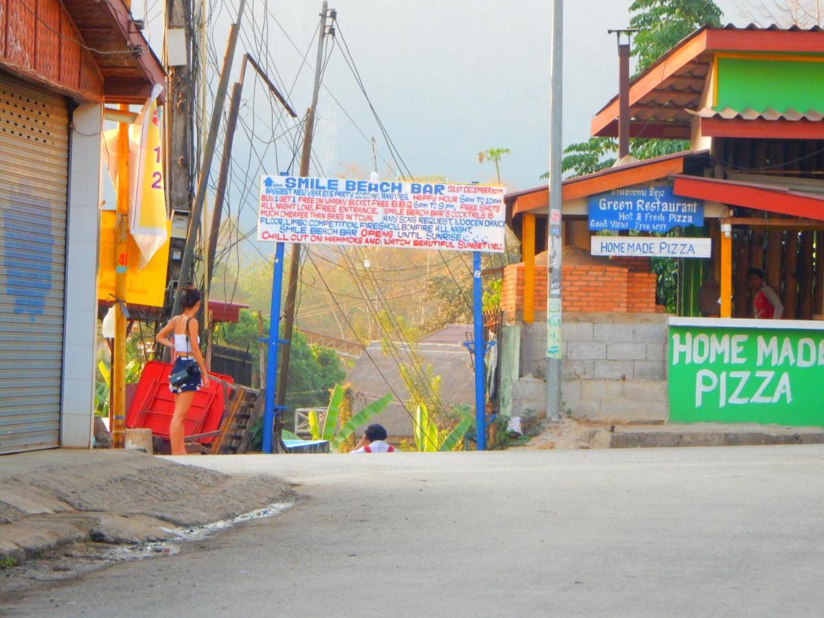 Vang Vieng Camellia Hotel Zewnętrze zdjęcie