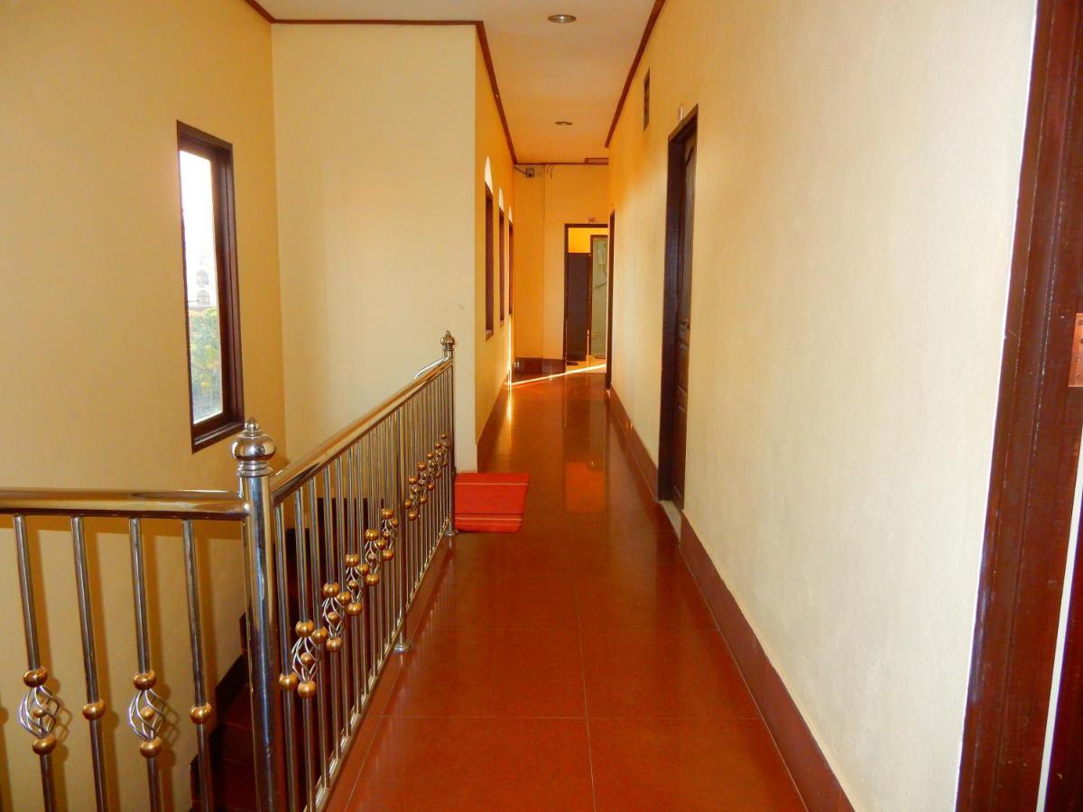 Vang Vieng Camellia Hotel Zewnętrze zdjęcie