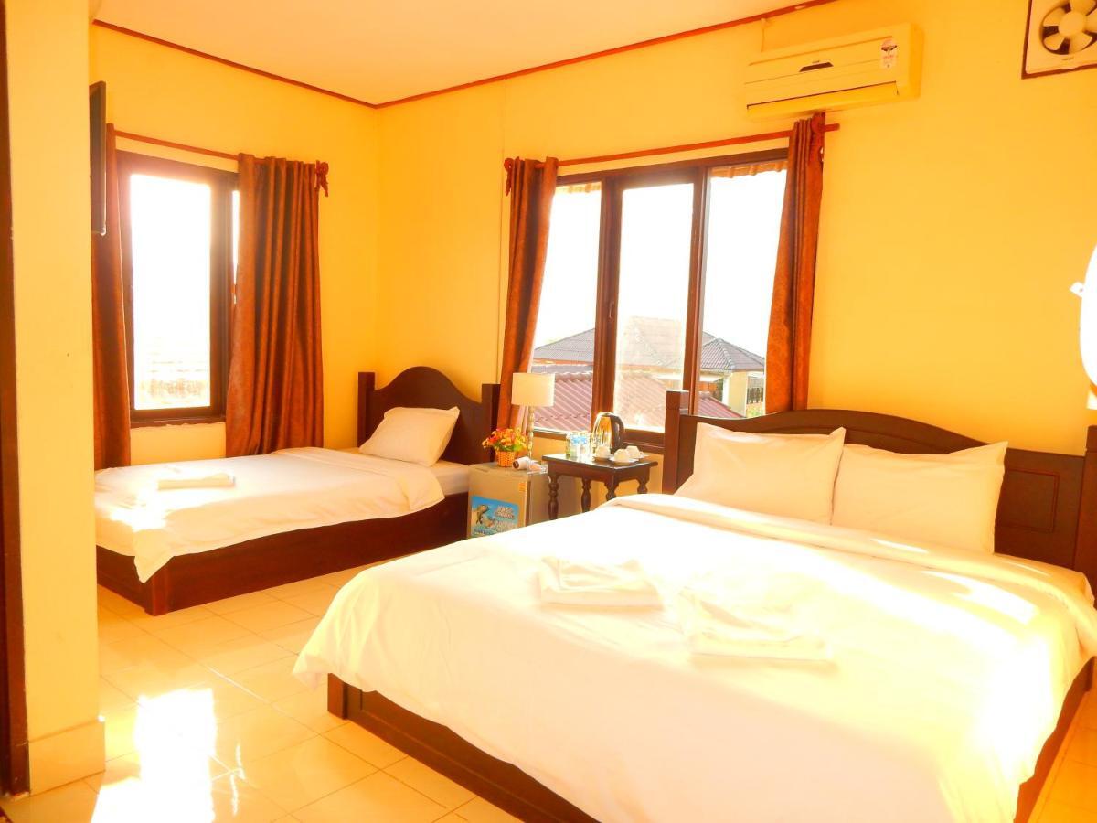 Vang Vieng Camellia Hotel Zewnętrze zdjęcie