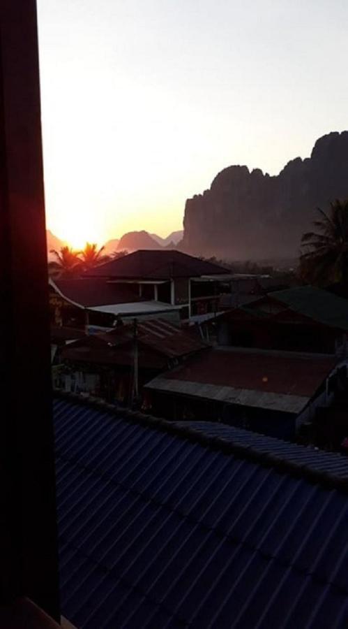 Vang Vieng Camellia Hotel Zewnętrze zdjęcie